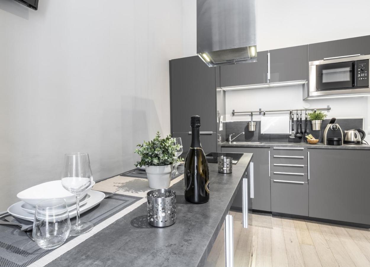 Milanrentals - Tarra Apartment Extérieur photo